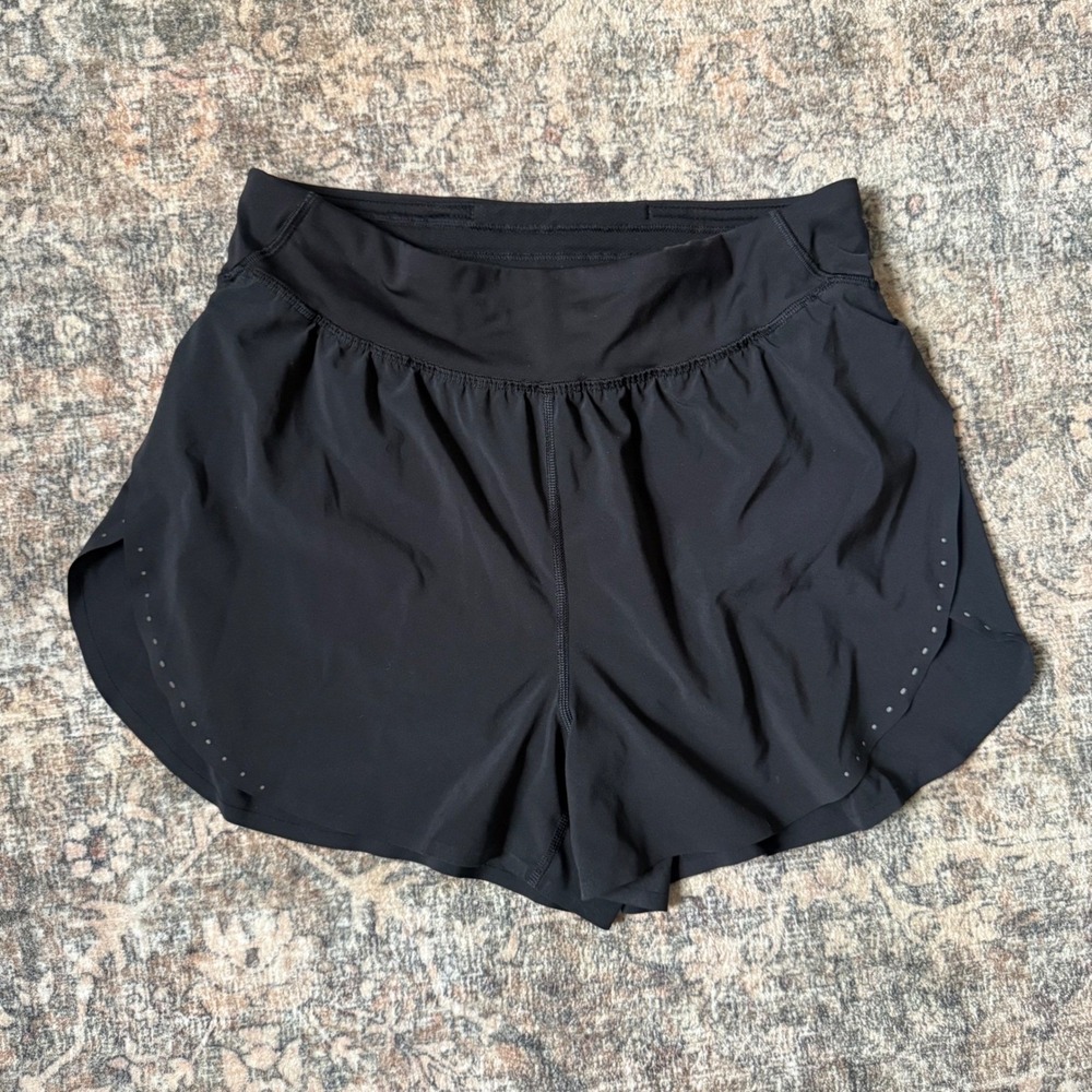 Lululemon Fast and Free Reflective Classic-Fit Short 3" Black W7CP7S Size 6